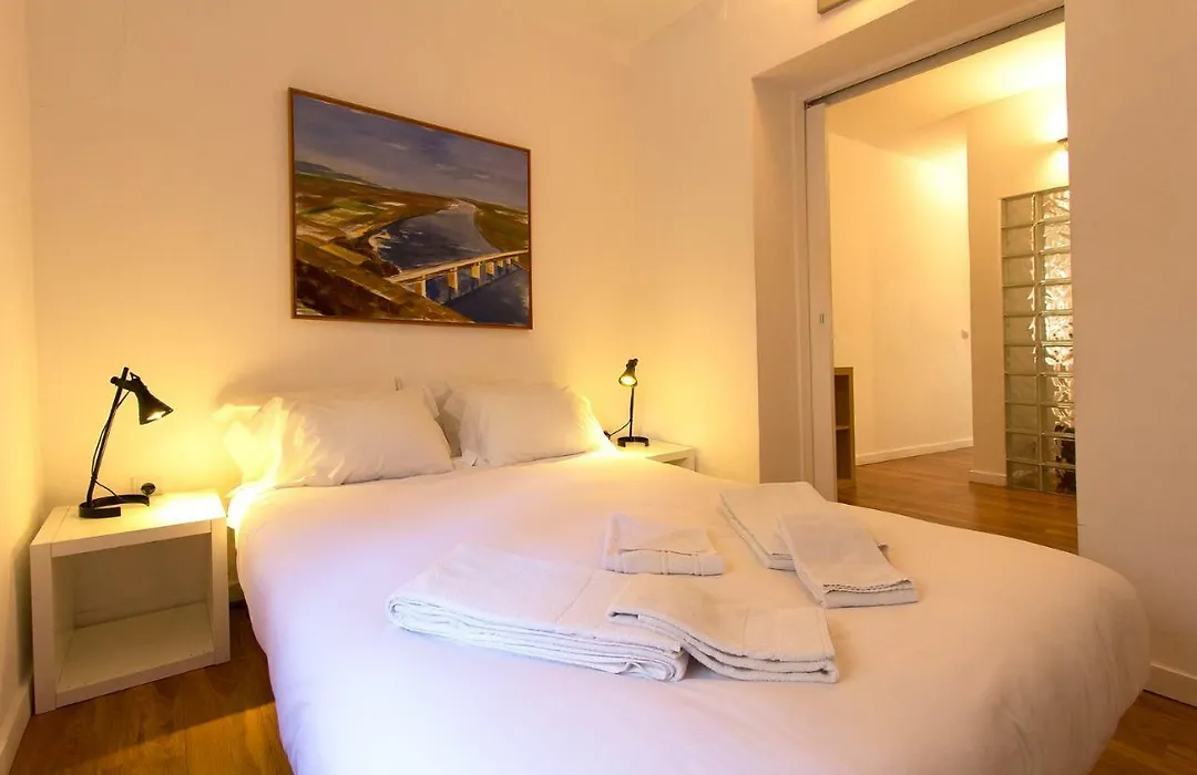 Typical Tailor Made Flat In Central Graca-1